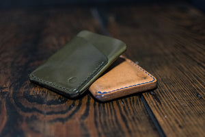 Icarus Vertical Wallet - aether and vertu